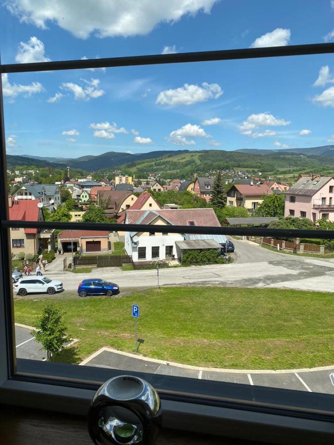 Deluxe Apartman Lisci Kopec Vrchlabí Exterior foto